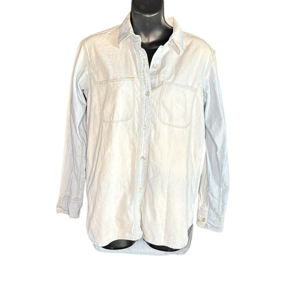 Madewell Blue Light Wash Coastal Grunge Chambray Denim Button Down Shirt Size XS - Picture 1 of 10